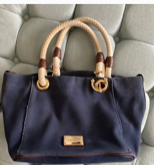 Michael Kors Marina Tote - Picture 1 of 12